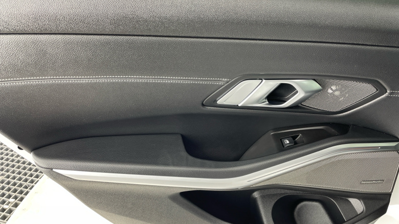 BMW 3 Series M340i xDrive 4dr Step Auto Petrol Saloon